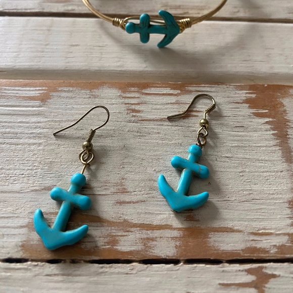 Anchor Bracelet and Earring Set - Picture 2 of 4